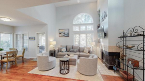 7611 Huntington Villas